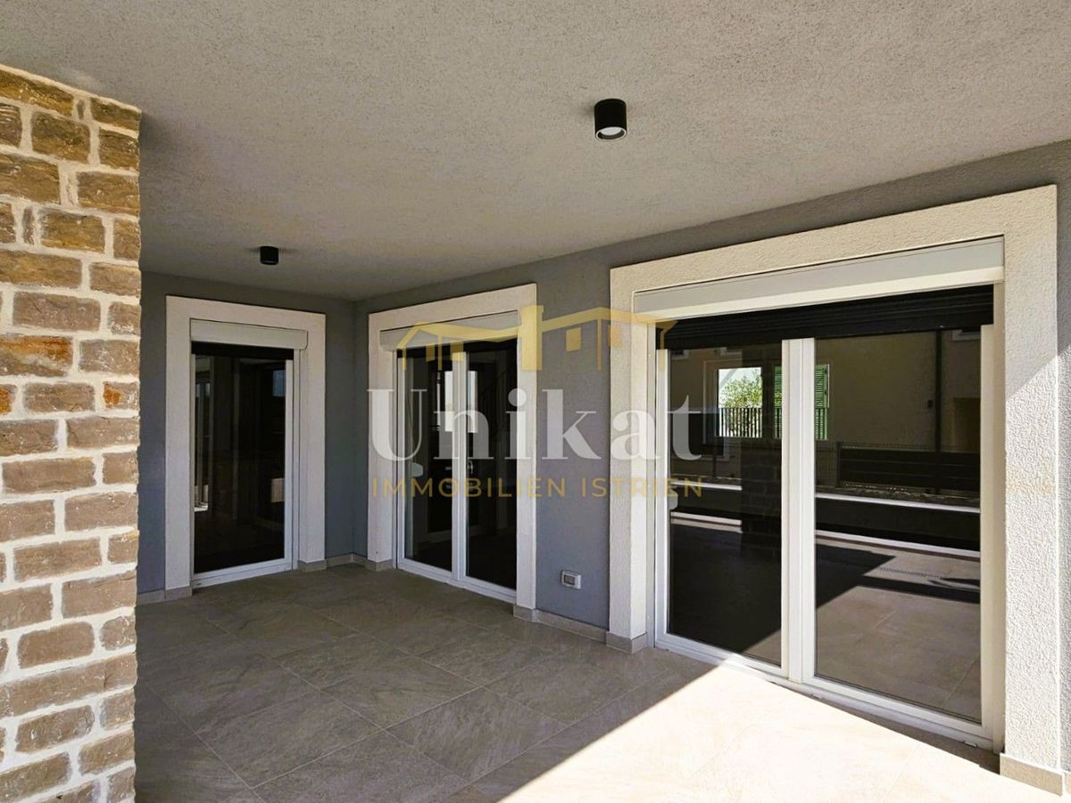 Nuova costruzione: casa con 3 camere da letto e piscina - vista mare